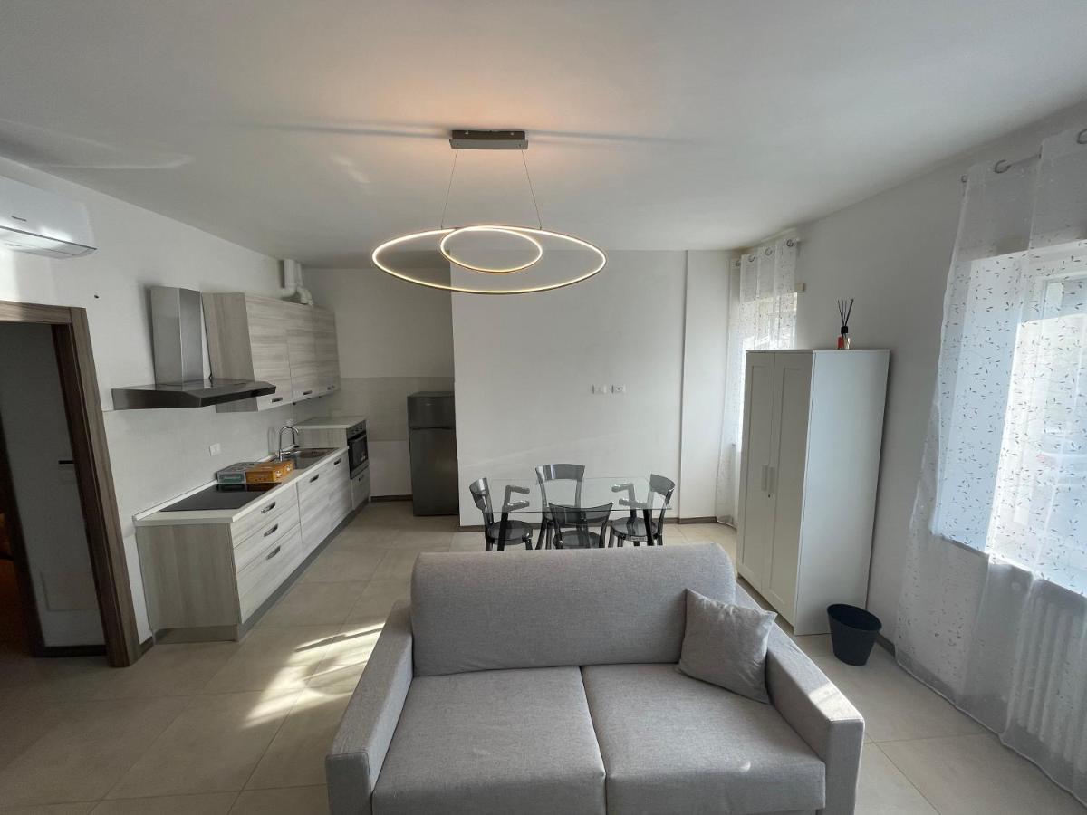 Lugaro Guest House Торино Екстериор снимка
