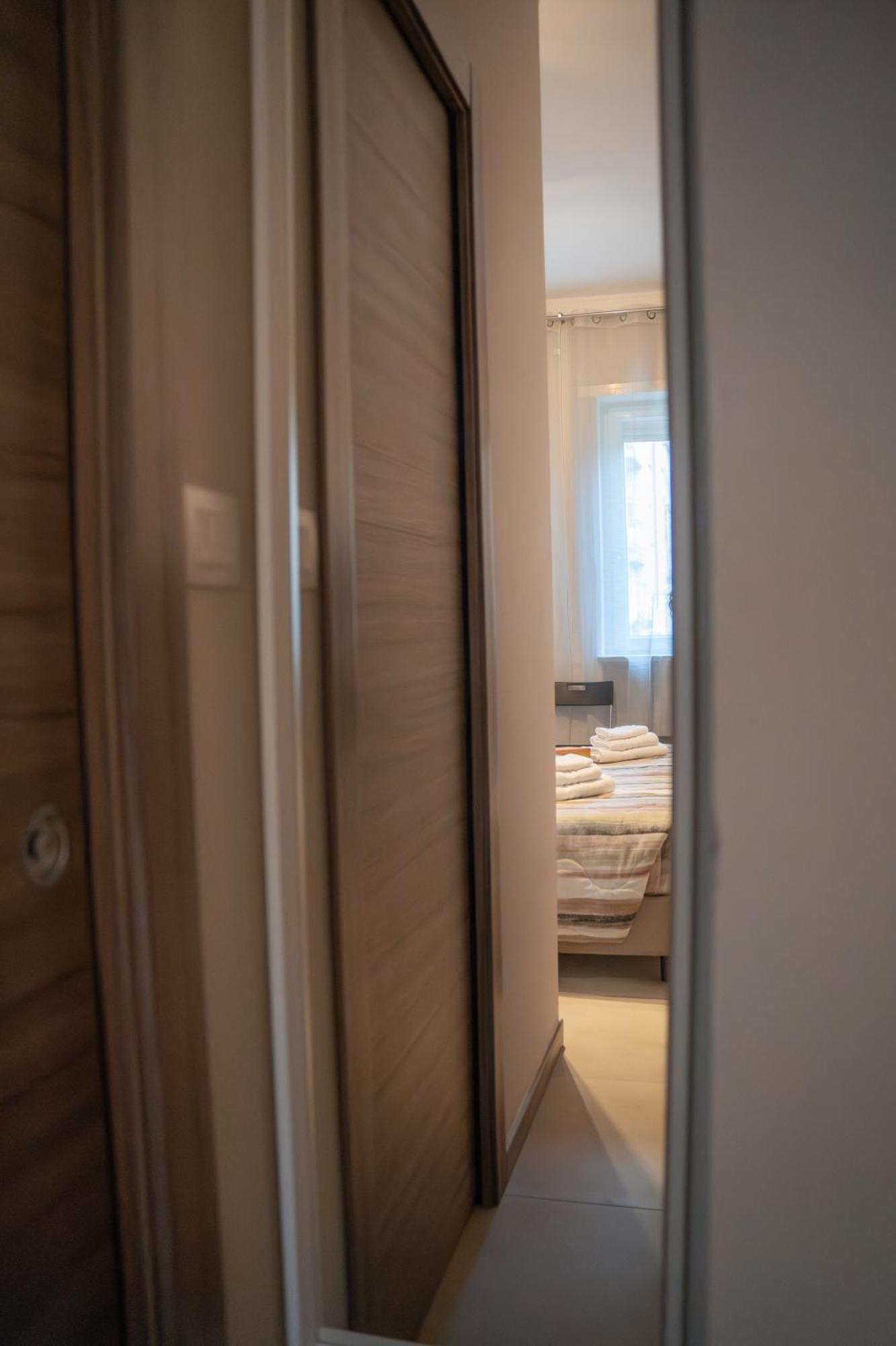 Lugaro Guest House Торино Екстериор снимка
