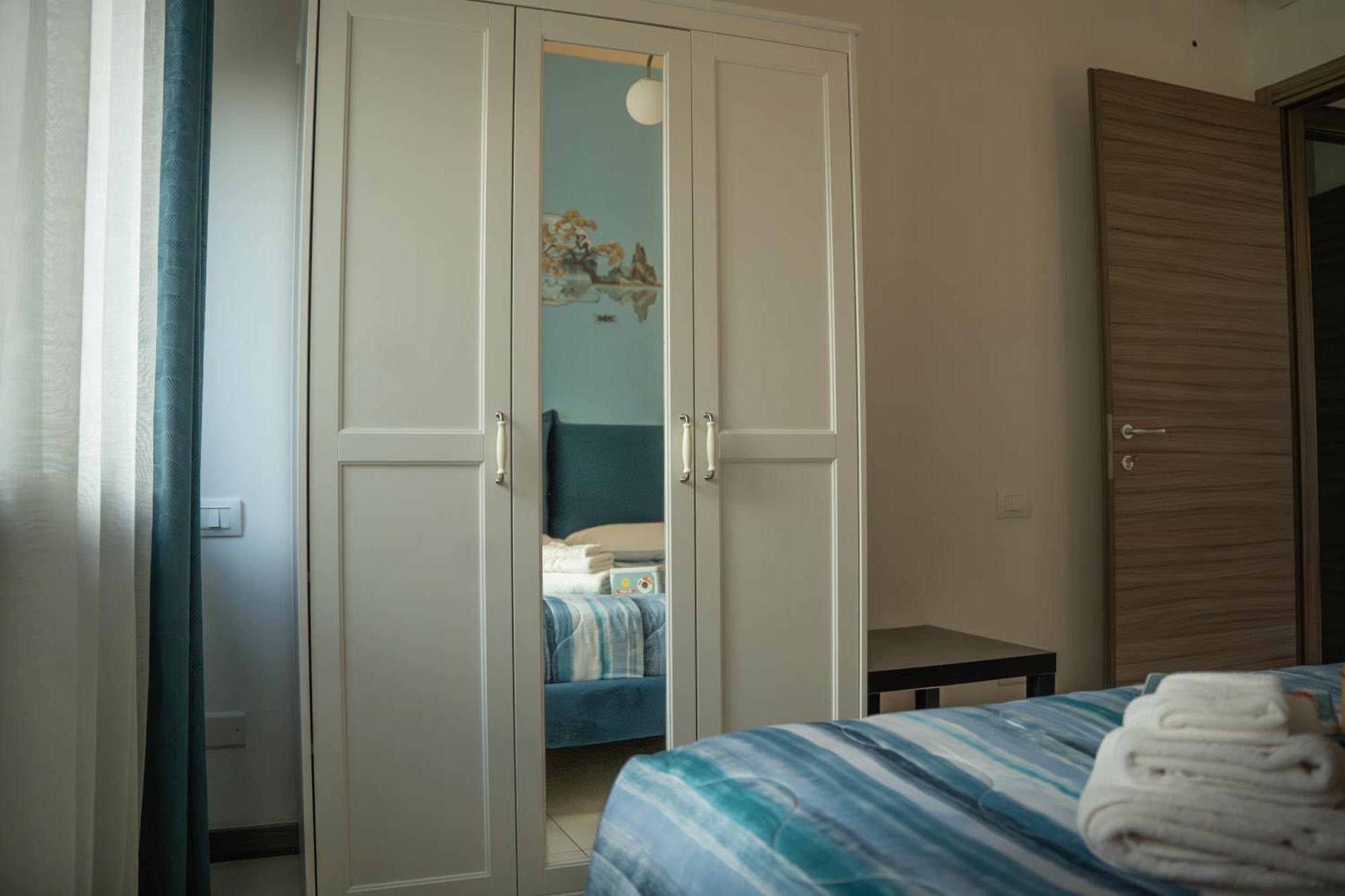 Lugaro Guest House Торино Екстериор снимка