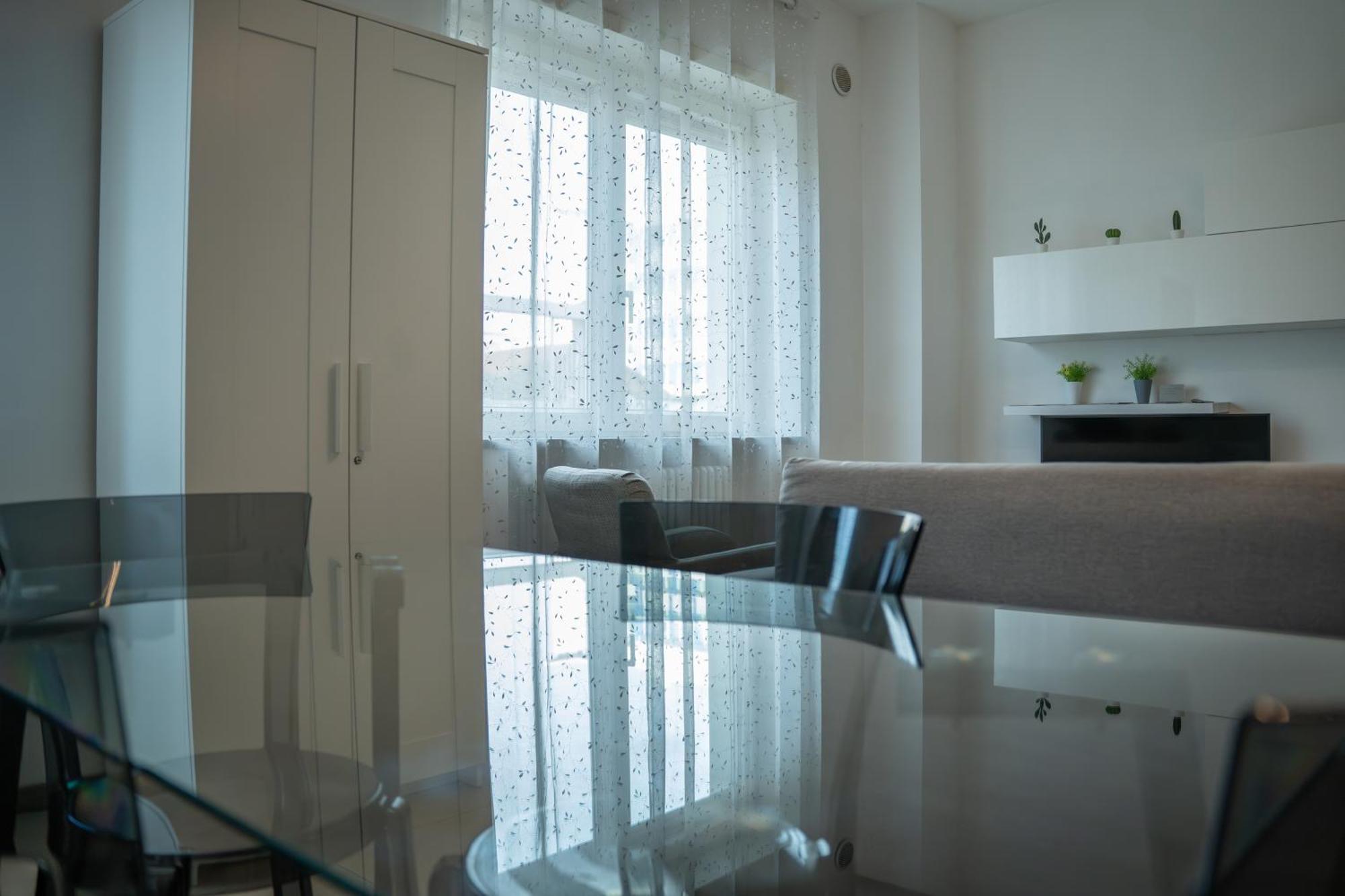 Lugaro Guest House Торино Екстериор снимка