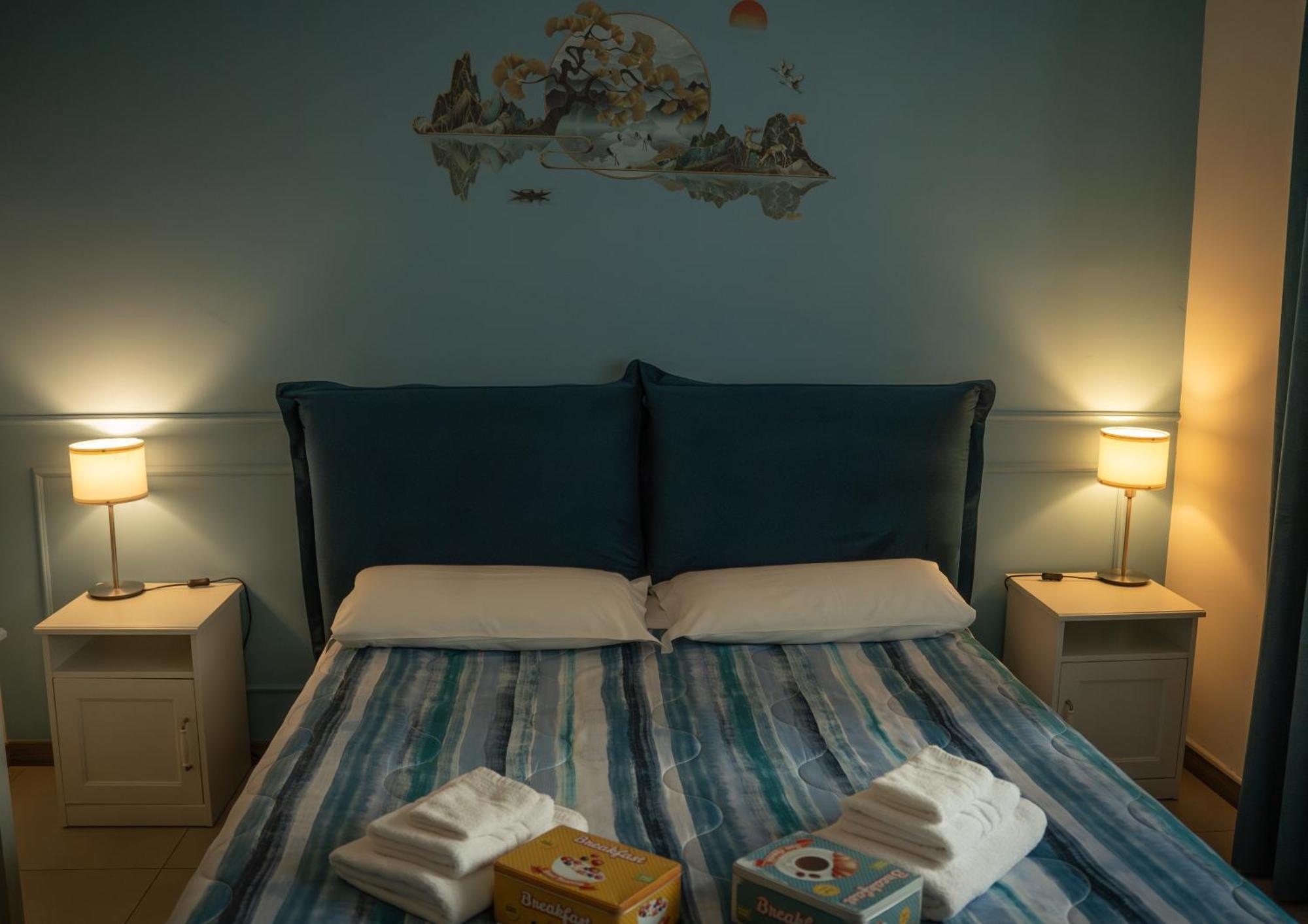 Lugaro Guest House Торино Екстериор снимка